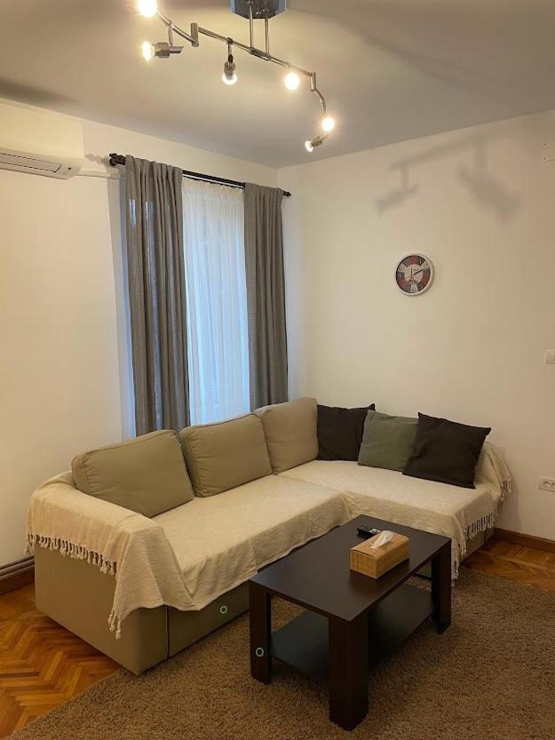 Crisan 40 Casa Muntean 100Mp 3Camere 3Paturi 1 Canapea 2 Dormitoare Parcare Temesvár Kültér fotó